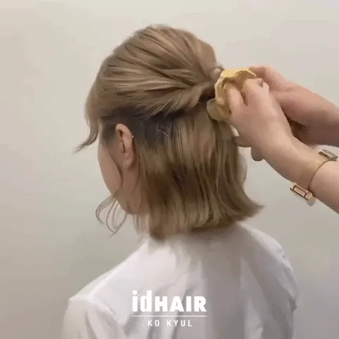 Hướng dẫn xoắn tóc nửa đầu cho tóc ngắn - Cố định