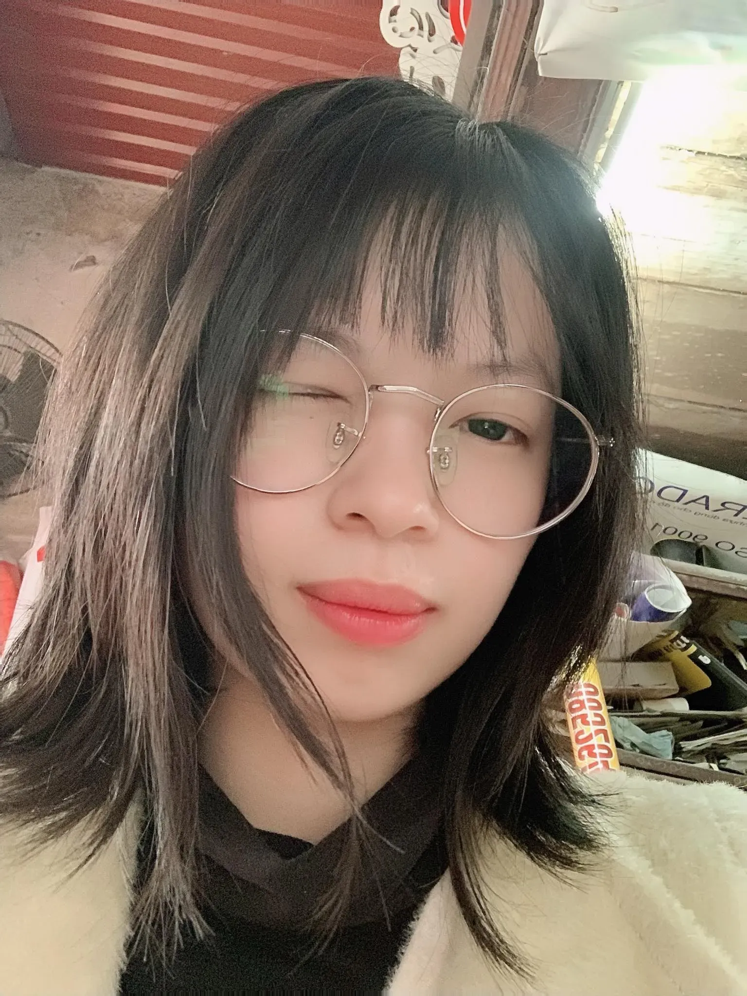 Giảm căng thẳng giúp tóc mọc nhanh, hỗ trợ sửa tóc ngắn tự nhiên.