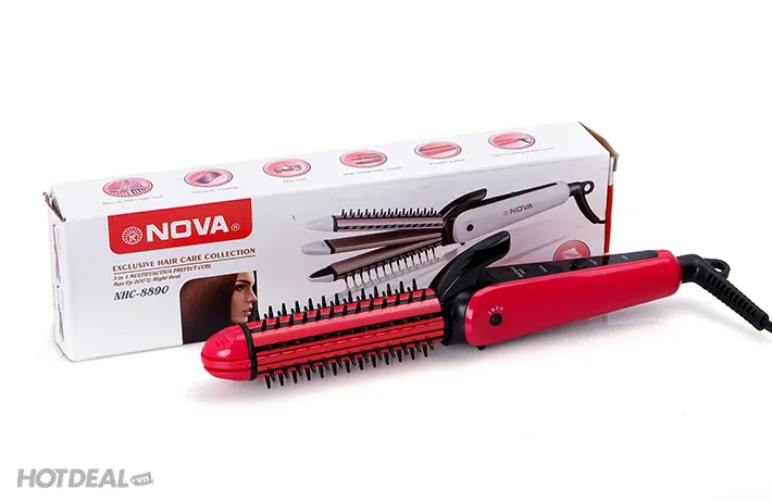 Một người mẫu đang sử dụng máy làm tóc Nova để tạo kiểu tóc xoăn hoặc cụp chuyên nghiệp