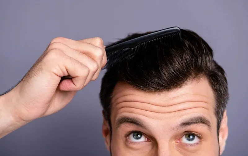 Các yếu tố di truyền và thể trạng ảnh hưởng đến tốc độ mọc tóc