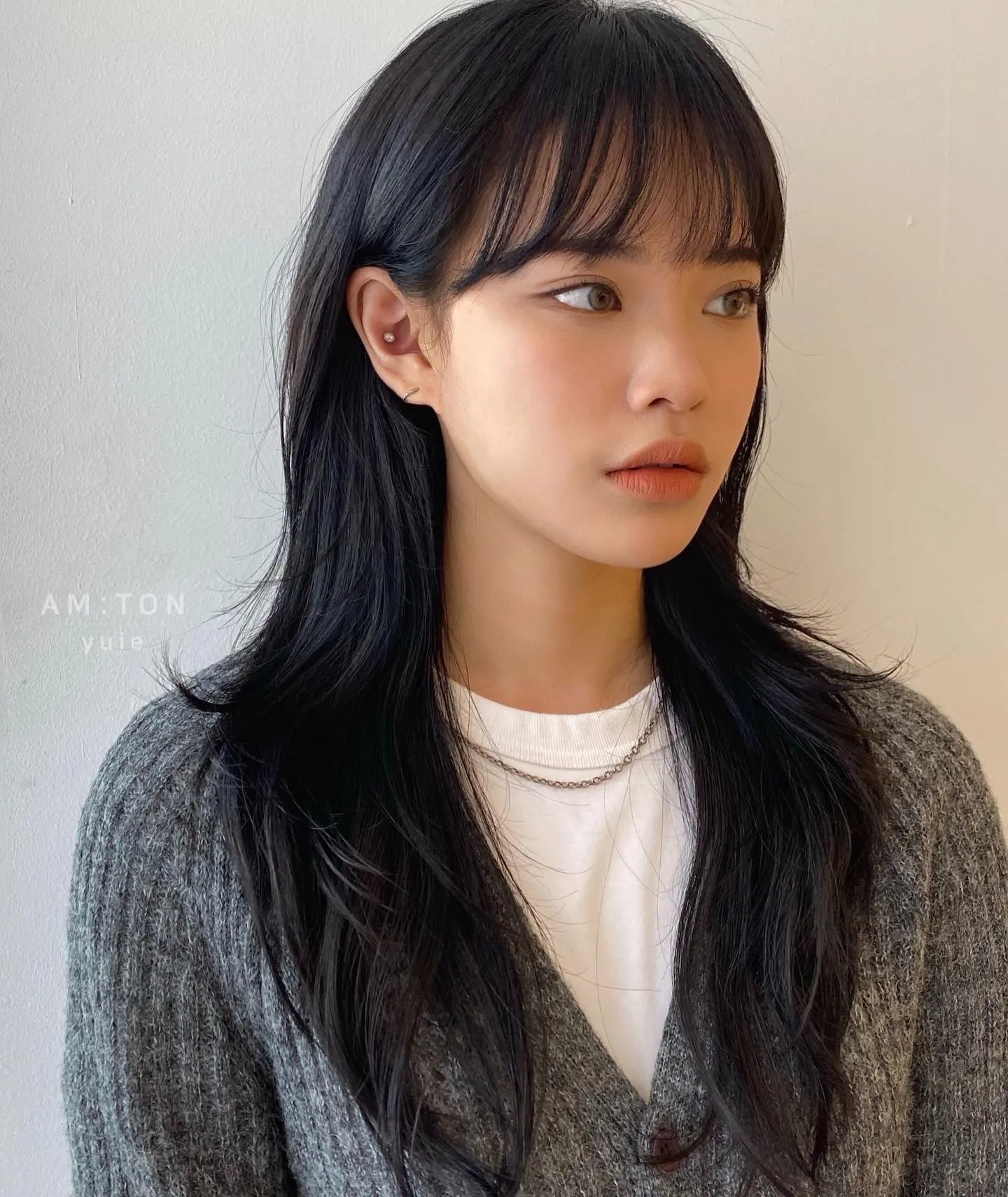 Tóc mái thưa kết hợp kiểu tóc đẹp cho diện mạo mới