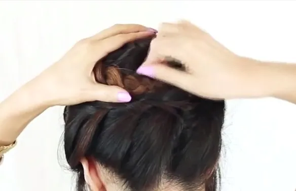 Hướng dẫn chi tiết bước 6 tết bím tóc thứ hai