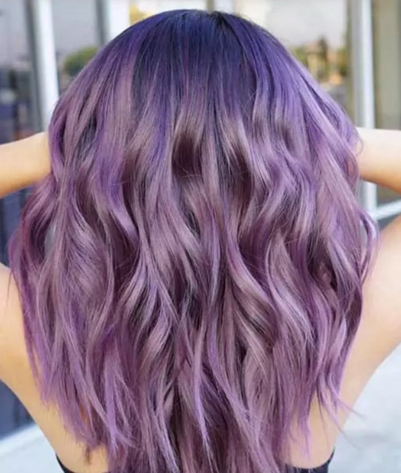 Màu tím pastel vẫn lên chuẩn mà không cần tẩy tóc trên nền tóc sáng [cách nhuộm tóc không cần tẩy]