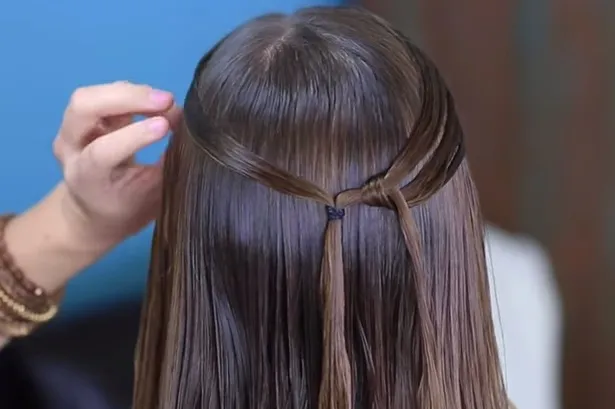 Hình ảnh hai bím tóc kết thành hình trái tim