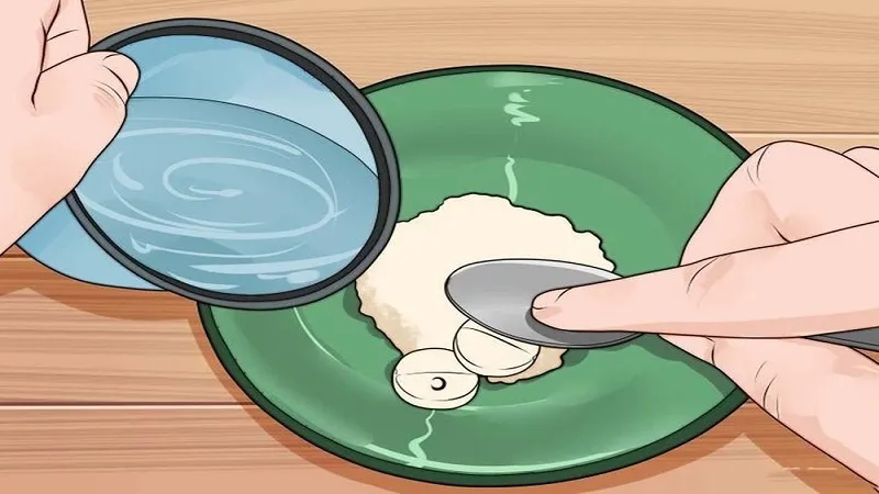 Pha chế vitamin C dạng bột để tẩy màu tóc tại nhà