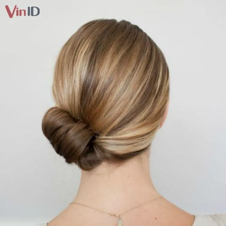 Tóc Búi Một Bên Thanh Lịch