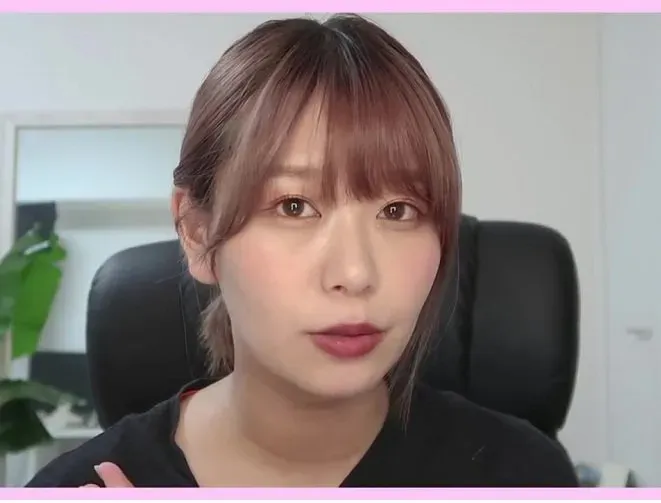 Kiểu mái xéo kết hợp mái thưa dễ thương, xinh xắn