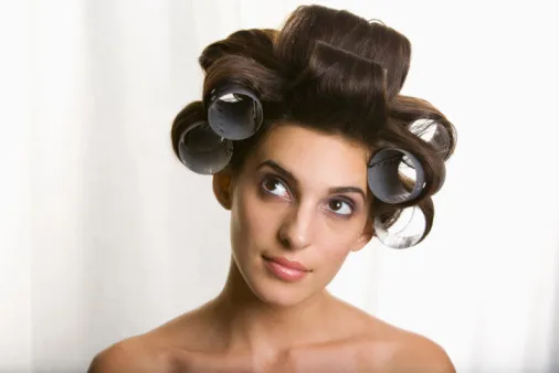 Hình ảnh minh họa các kiểu lô cuốn tóc với kích cỡ đa dạng