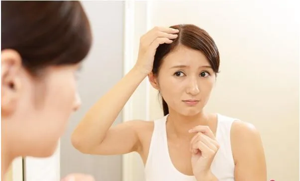 allintitle:cách gội đầu bằng b1 cho tóc nhanh dài và khắc phục tình trạng rụng tóc ở nữ giới