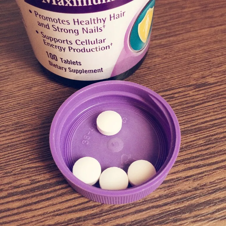 Bổ sung Biotin kết hợp với chế độ ăn uống giàu vitamin và khoáng chất để tăng cường sức khỏe tóc