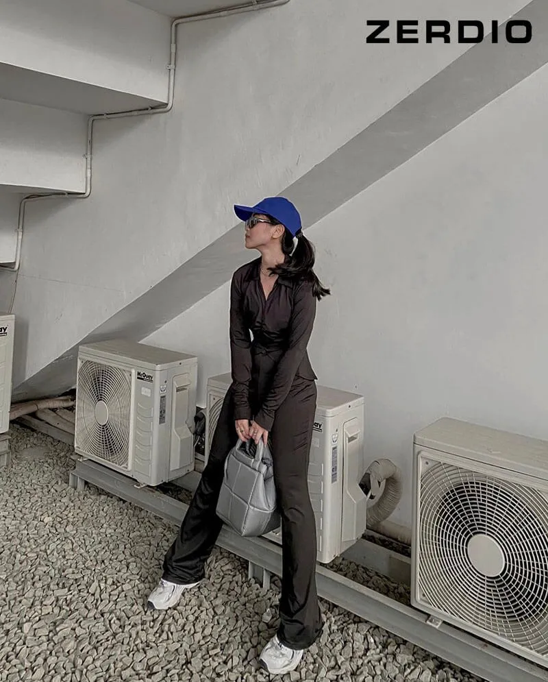 Cách buộc tóc đuôi ngựa đội mũ lưỡi trai