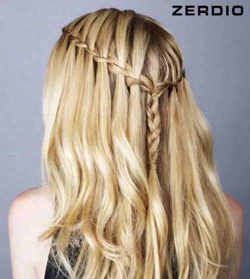 Tóc tết thác nước đội mũ lưỡi trai