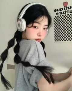 Tóc buộc lồng đèn dễ thương