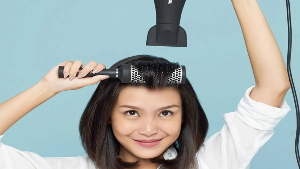 Hướng dẫn cách sấy tóc để tạo kiểu layer cực đơn giản