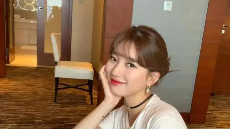 Bí quyết chăm sóc tóc mái thưa sau khi cắt