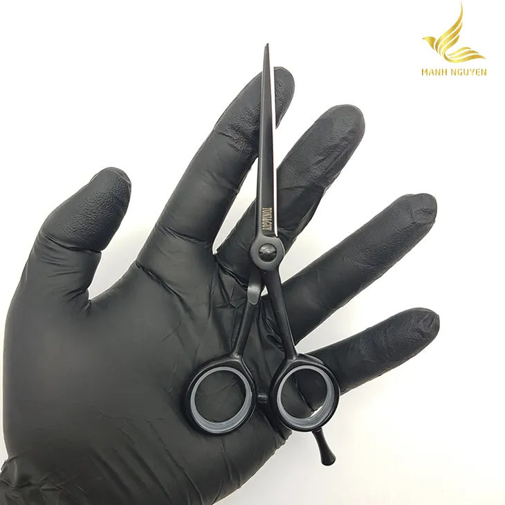 Tay cầm đối xứng là kiểu dáng cổ điển, dễ gây căng thẳng lặp lại lên khuỷu tay và cổ tay