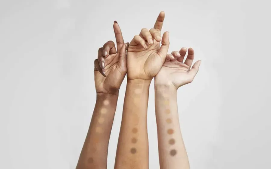 Xem xét phong cách sống và nghề nghiệp để chọn màu tóc