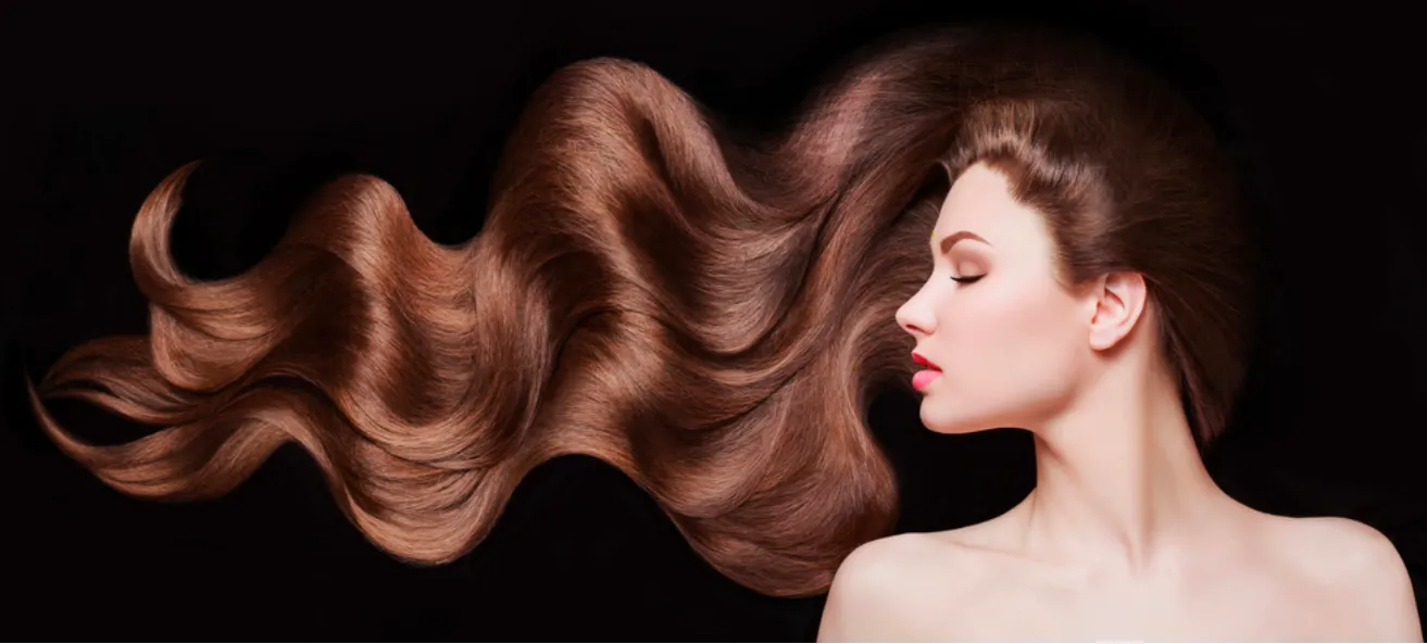 Phủ bóng tóc có tác dụng tăng cường độ bóng khỏe, chống lão hóa tóc