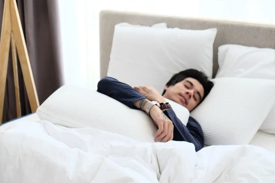 Má»™t chiáº¿c gá»‘i má»m máº¡i sáº½ giÃºp mÃ¡i tÃ³c Ä‘Æ°á»£c thÆ° giÃ£n