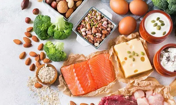 Bổ sung dinh dưỡng từ thực phẩm là cách làm tóc cho nam chắc khỏe từ bên trong