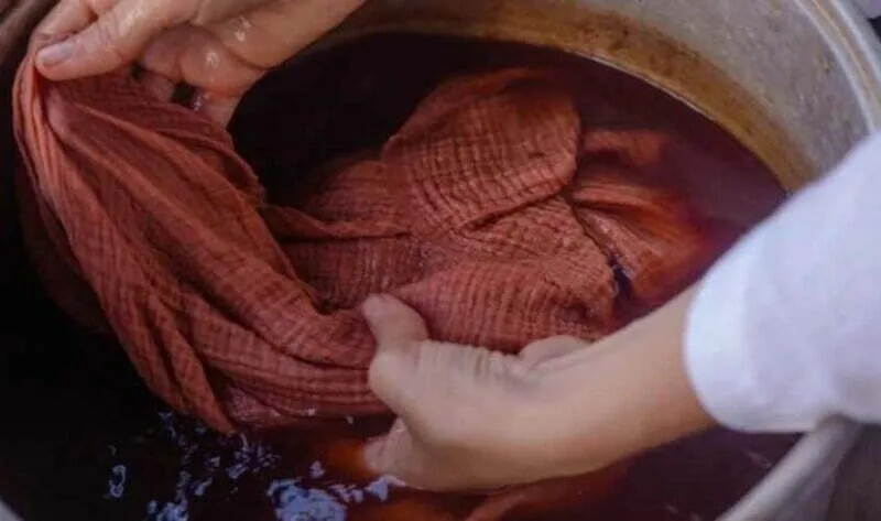 Lưu ý chuyên môn khi nhuộm quần áo bằng thuốc nhuộm tóc để có kết quả tốt nhất