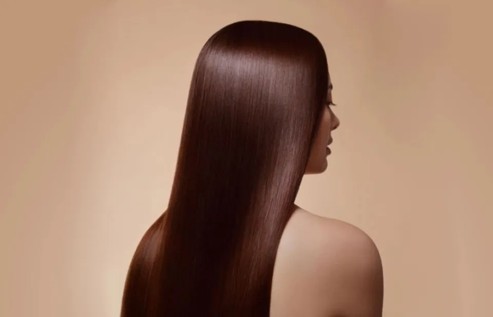 Tóc bị loang màu là lỗi thường gặp khi tự thực hiện cách nhuộm tóc tại nhà cho nữ