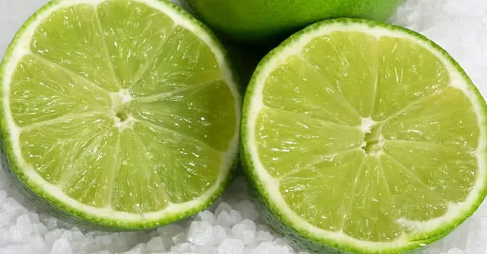 Quy trình dùng nước cốt chanh và trà hoa cúc làm tóc sáng màu vàng óng