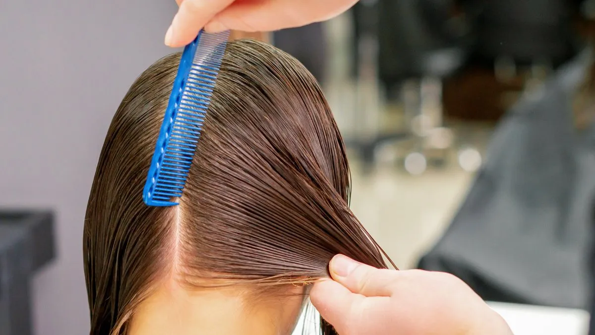 Cách chia tóc nam làm nhiều phần để sấy đều và tạo kiểu