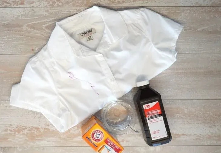 Tìm hiểu chất liệu vải trước khi sử dụng hóa chất để xử lý vết thuốc nhuộm tóc