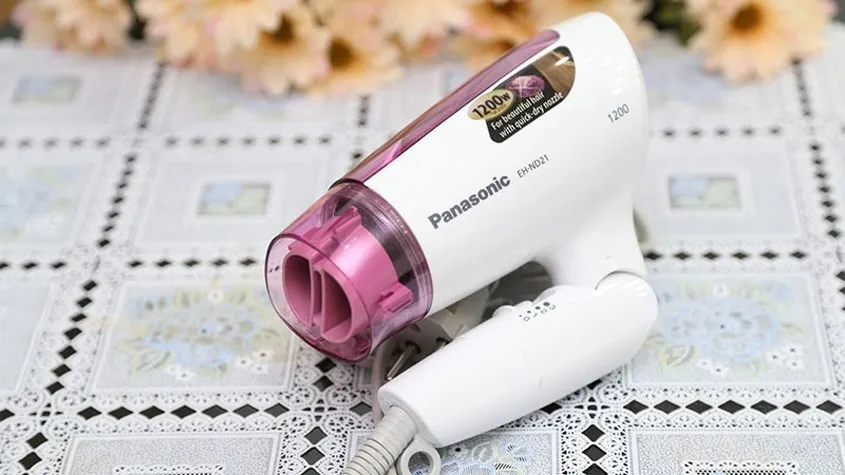 Các dấu hiệu nhận biết máy sấy tóc cần được tháo ra để bảo trì và sửa chữa