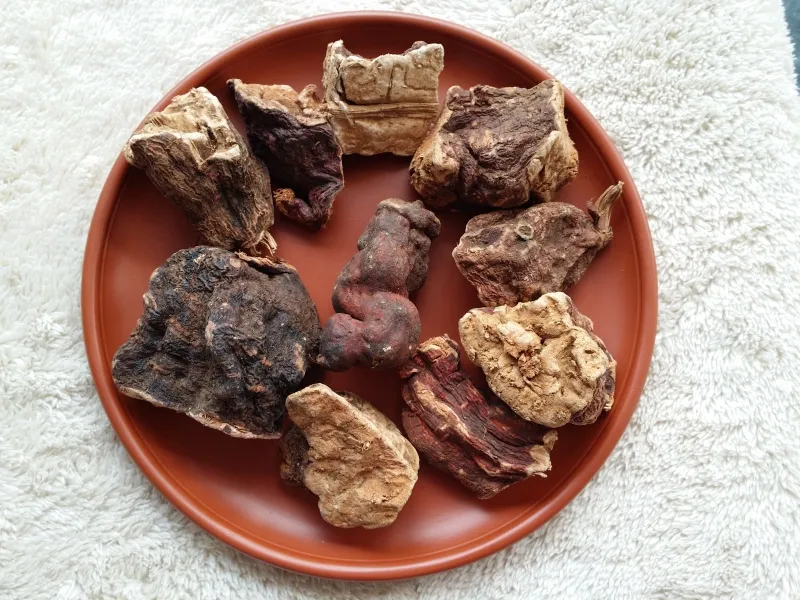 Quy trình sơ chế hà thủ ô đỏ ngâm rượu theo phương pháp trị rụng tóc