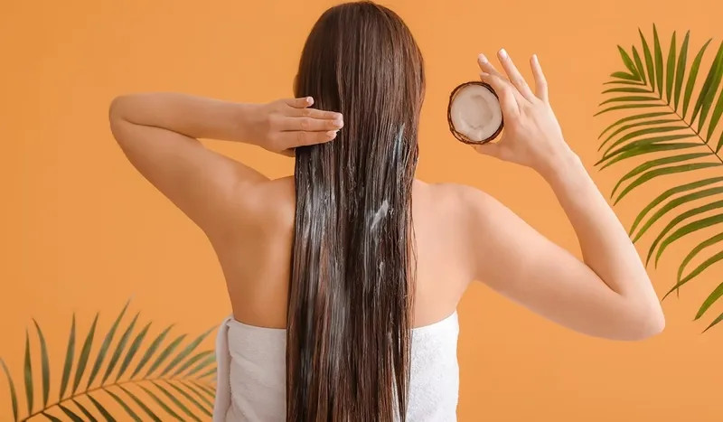 Kiên trì ủ tóc bằng dầu dừa sẽ làm tóc nhanh mọc