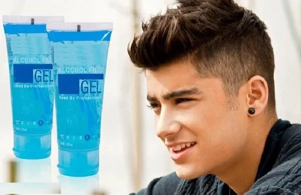 Gel vuốt tóc đóng vai trò quan trọng trong việc cố định nếp tóc, giúp người dùng tạo kiểu tóc đẹp và ấn tượng, duy trì form dáng lâu dài