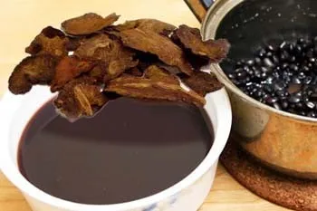 Hà thủ ô đỏ đã chế biến kết hợp cùng đậu đen