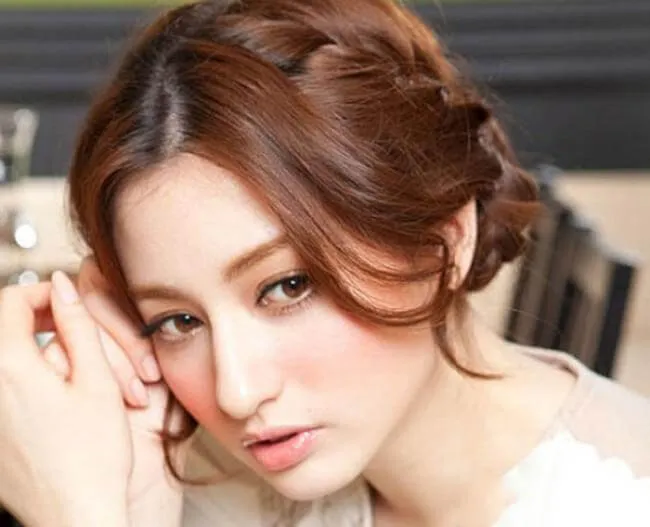 allintitle:cách làm tóc đi chơi noel: Chuẩn bị dụng cụ và dưỡng chất cần thiết trước khi tạo kiểu tóc