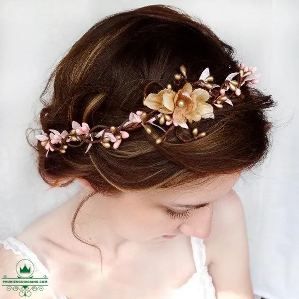 Thành phẩm băng đô cài tóc đã hoàn thiện và sẵn sàng để sử dụng