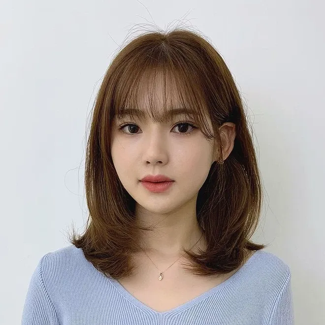 30+ Kiểu Tóc Layer Nữ Mặt Tròn Đẹp, Hot Nhất 2024