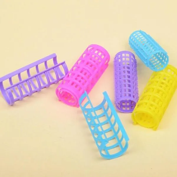 Tạo kiểu tóc xoăn nam bằng lô cuộn, một phương pháp không nhiệt an toàn