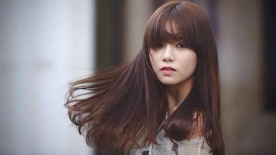 Cách chăm sóc tóc duỗi phồng tự nhiên để giữ độ bồng bềnh