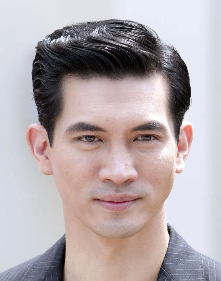 Kiểu tóc nam Short Quiff gọn gàng, lịch lãm với phần mái được vuốt ngược lên
