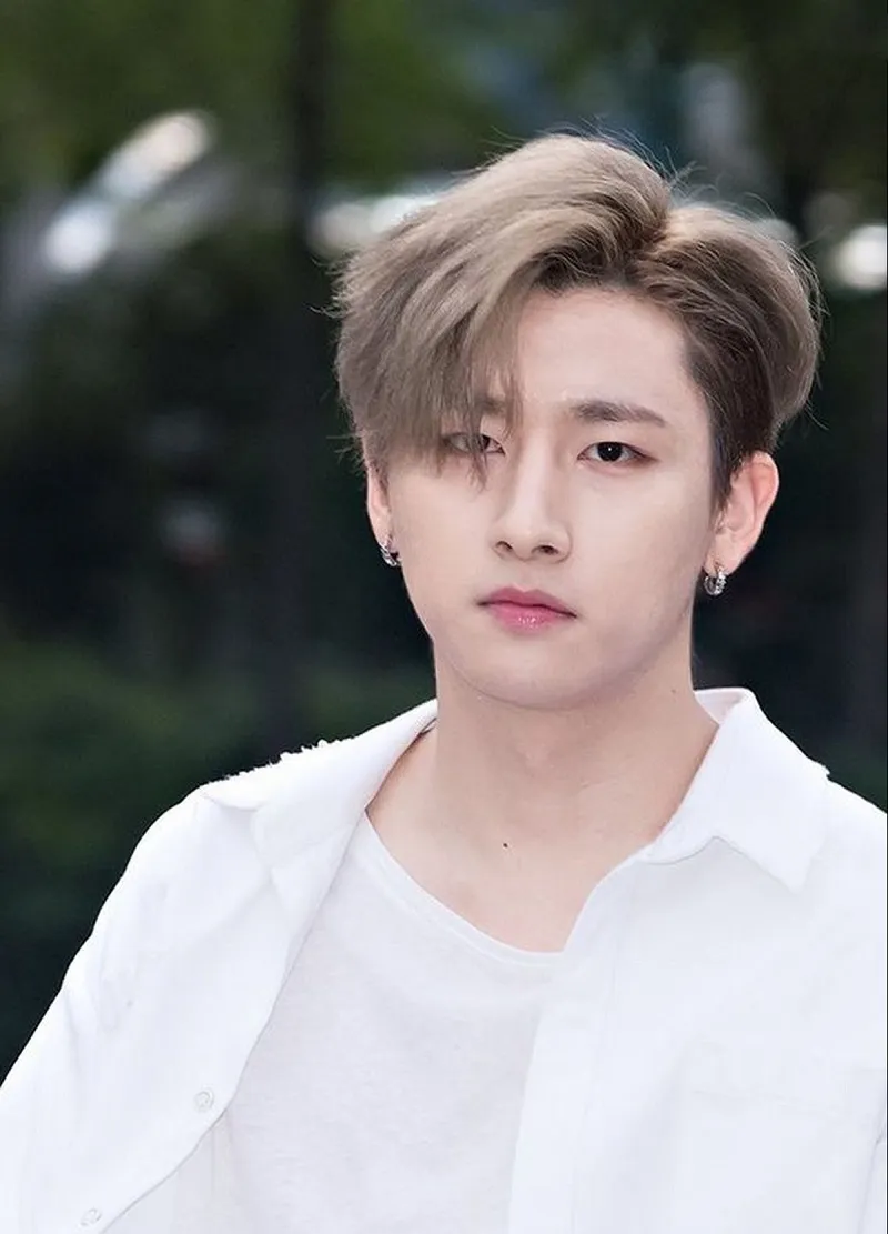 Kiểu Tóc Nhuộm Nam Màu Nâu Sáng Hiện Đại