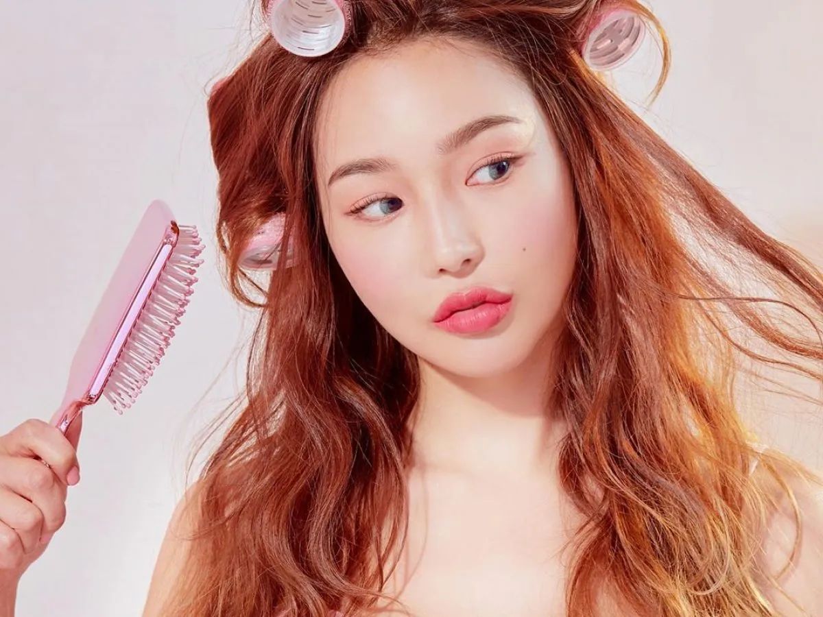 Bộ dụng cụ uốn tóc lò xo không nhiệt giúp tạo sóng tóc tự nhiên tại nhà