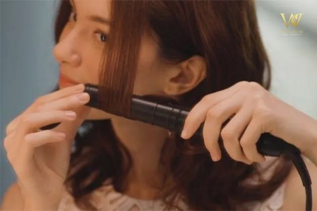 Lưu ý khi sử dụng máy uốn tóc để uốn tóc