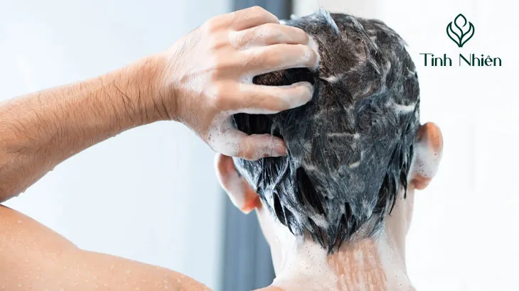 Nam Giới Có Nên Dùng Dầu Xả Để Tóc Mềm Mượt Không