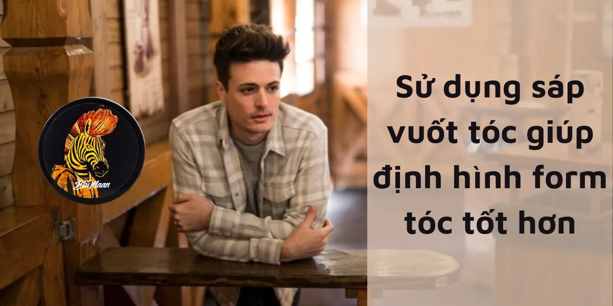 Sáp vuốt tóc và các sản phẩm tạo kiểu đang được đặt trên nền gỗ