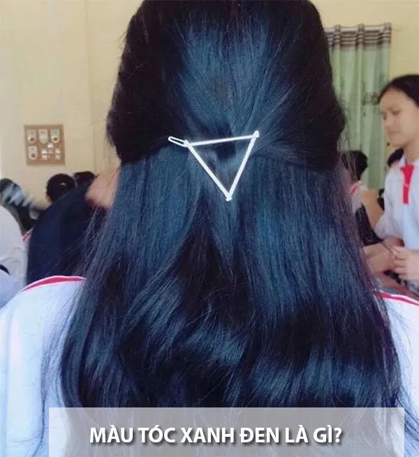 Kiểu tóc xanh đen uốn lượn nữ tính và quyến rũ