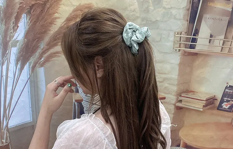 4 cÃ¡ch buá»™c tÃ³c Ä‘áº¹p cho há»c sinh, sinh viÃªn giÃºp tá»± tin xuá»‘ng phÃ²ng há»c