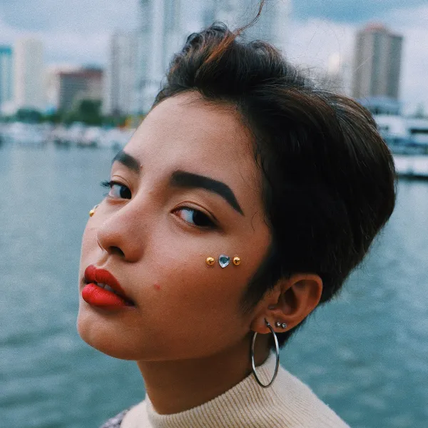 Tóc tém xoăn là kiểu tóc phù hợp cho người có tóc mỏng