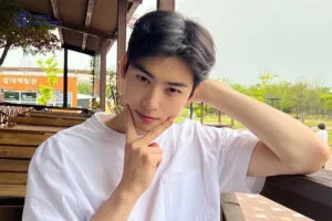 Chia ngôi theo hướng tóc mọc là phương pháp đơn giản nhất