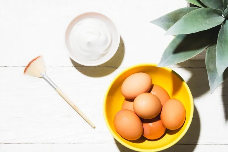 Hỗn hợp sữa chua và trứng gà giàu protein